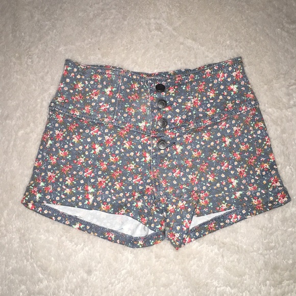 Floral high waisted shorts - Picture 1 of 6